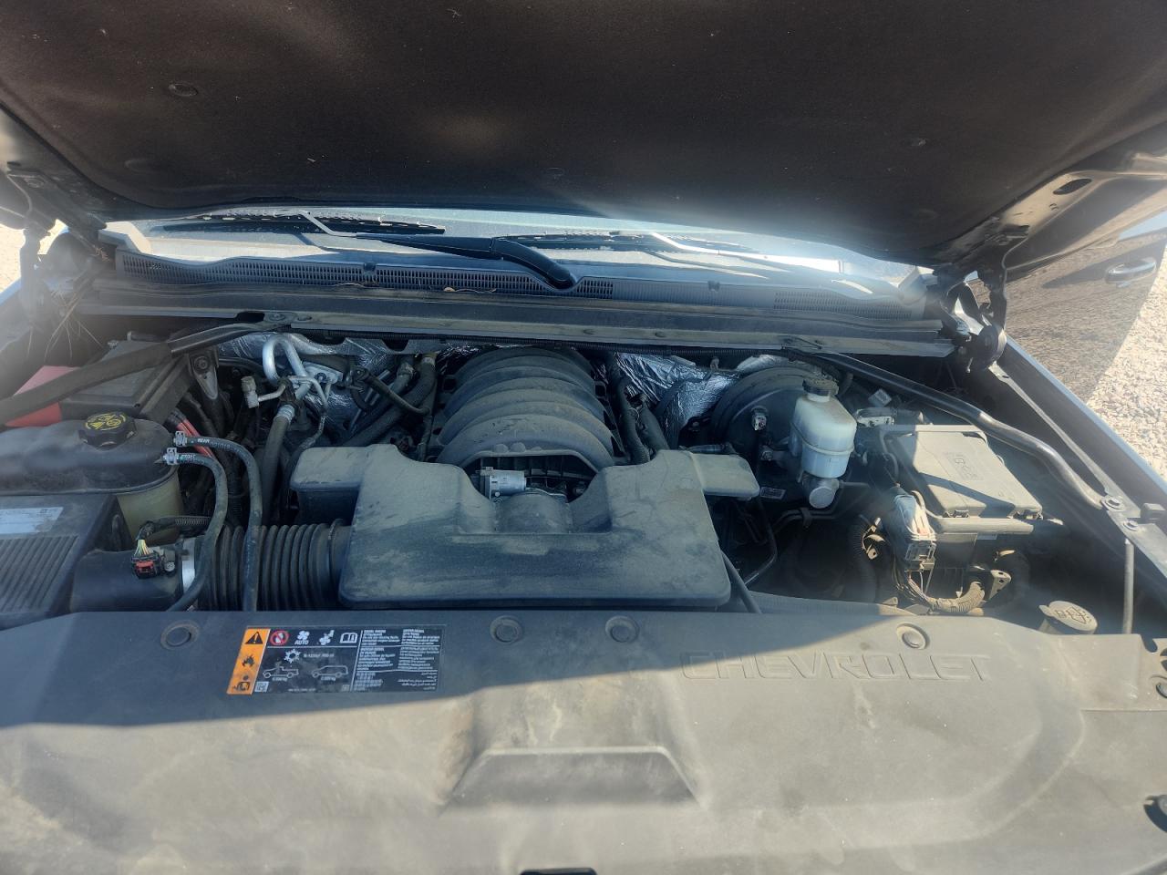 2018 Chevrolet Tahoe VIN 1GNSKBKC4JR278104 photo 12