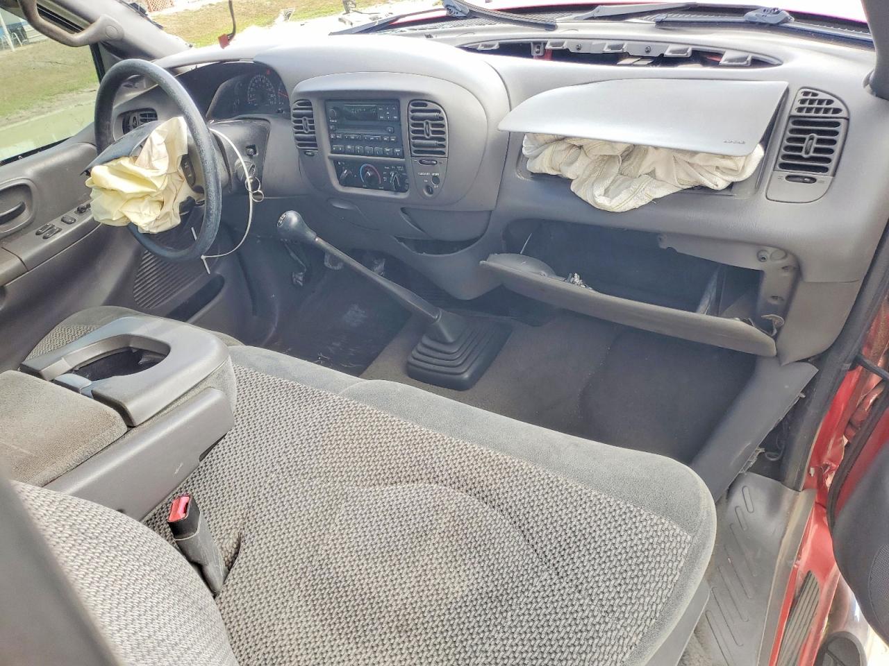 2000 Ford F150 VIN 1FTZX1723YNB48531 photo 8