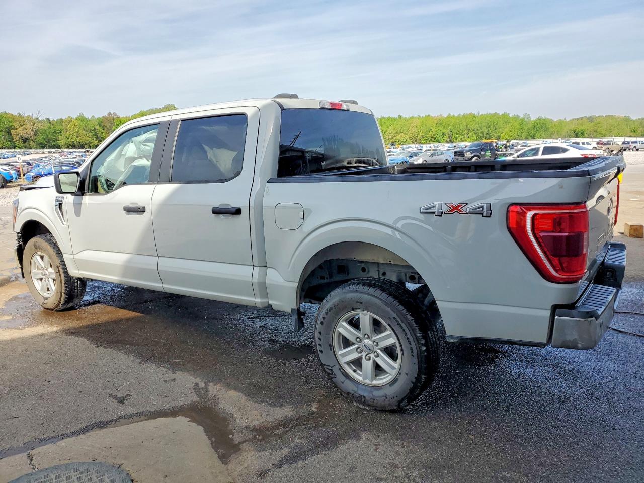 2023 Ford F150 VIN 1FTFW1E85PFA21429 photo 2