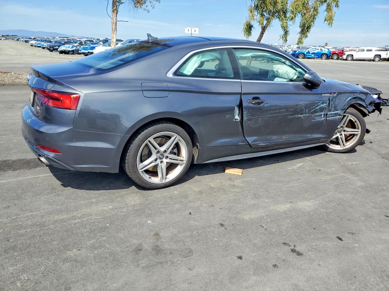 2018 Audi A5 VIN WAU8NAF56JA004432 photo 3