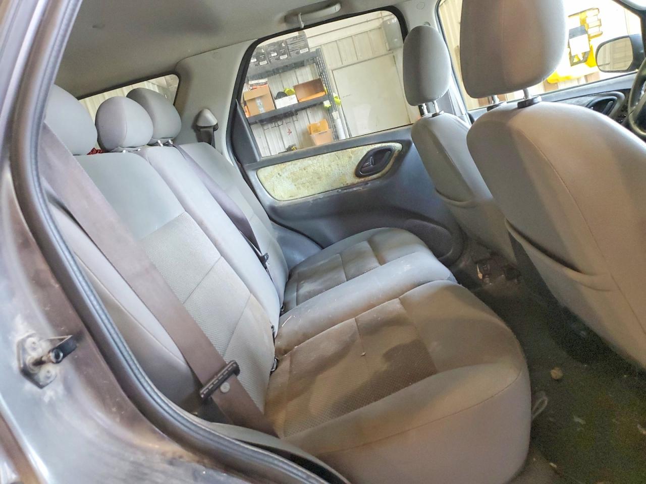 2006 Ford Escape VIN 1FMYU93Z36KA42287 photo 10