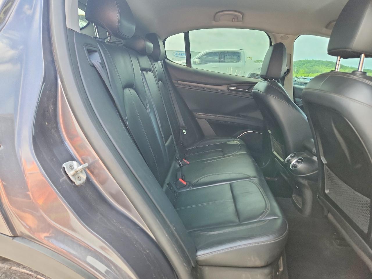 2018 Alfa Stelvio VIN ZASFAKBN6J7B60007 photo 10
