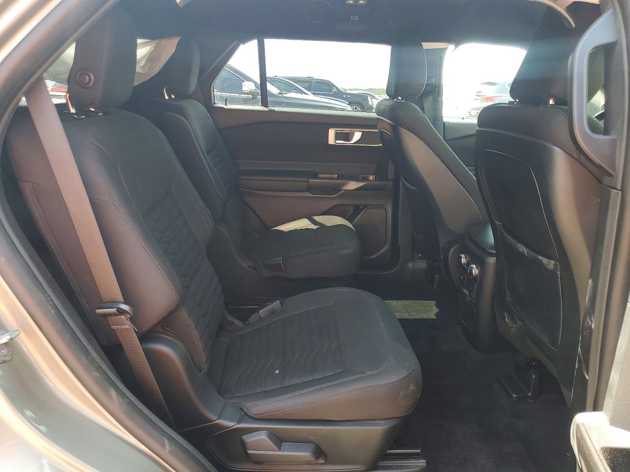 2020 Ford Explorer VIN 1FMSK8DH9LGB63836 photo 11