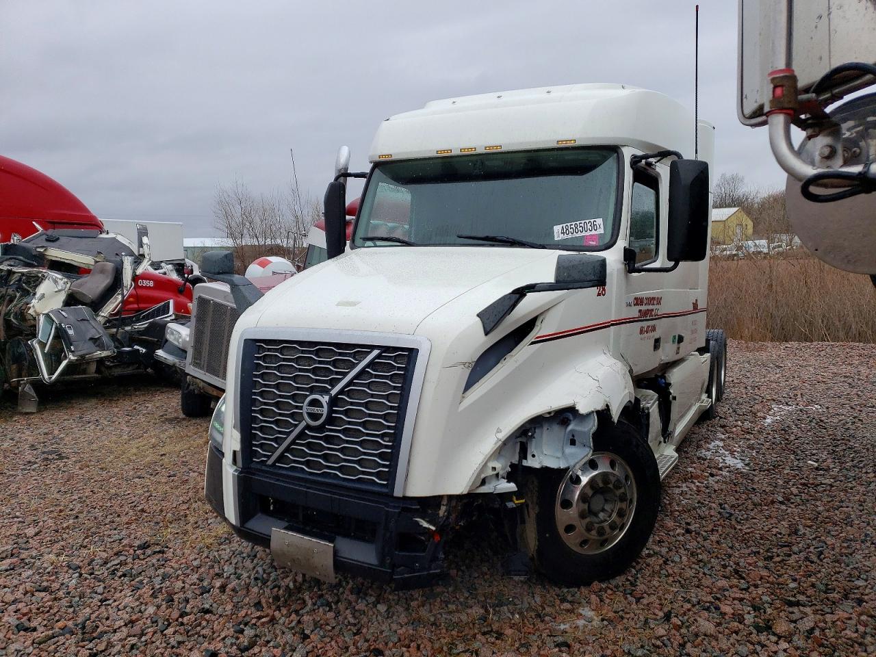 2020 Volvo Vn VIN 4V4NC9EH1LN197238 photo 2