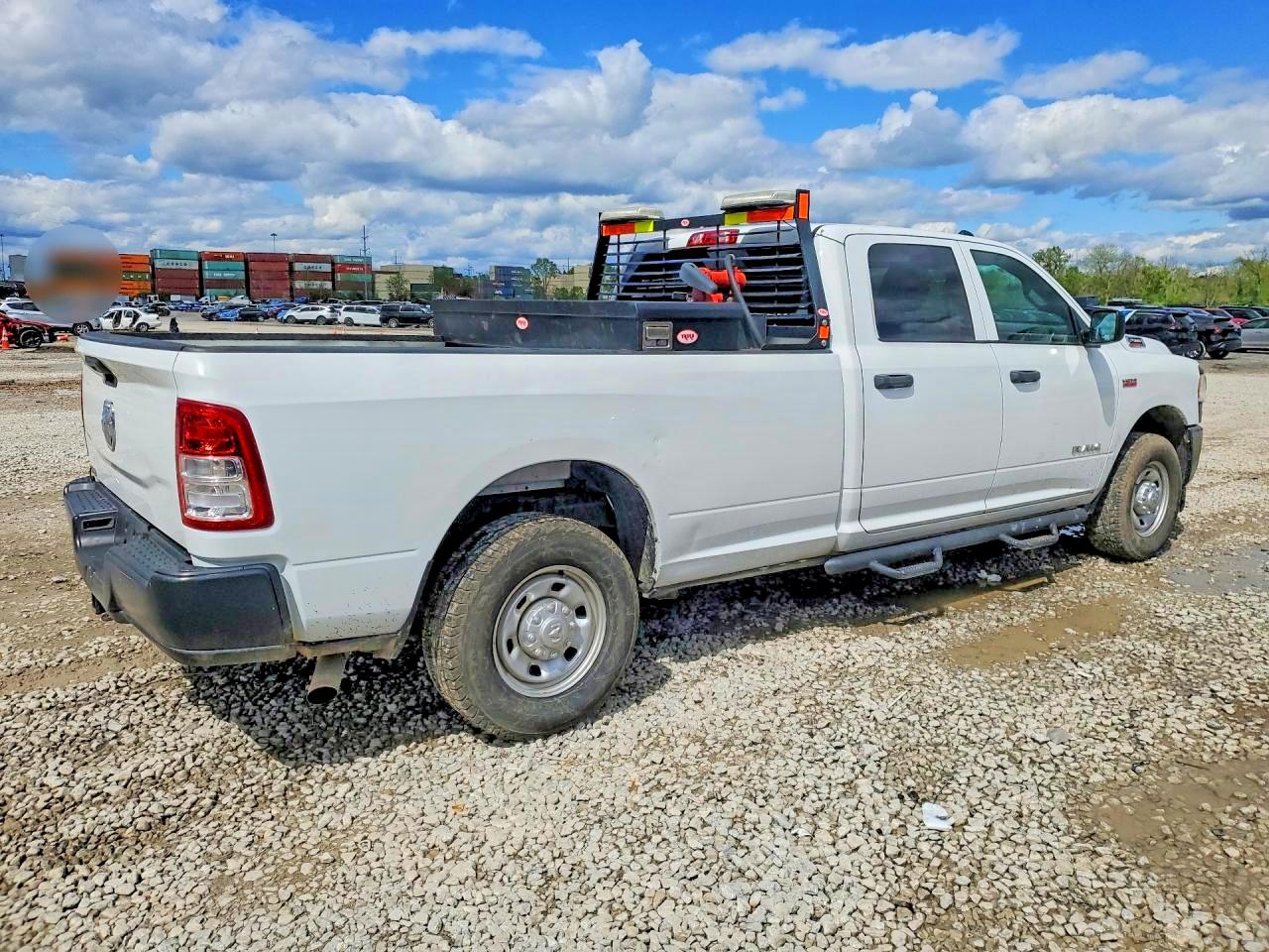 2021 RAM 2500 VIN 3C6UR4HJ8MG648397 photo 3