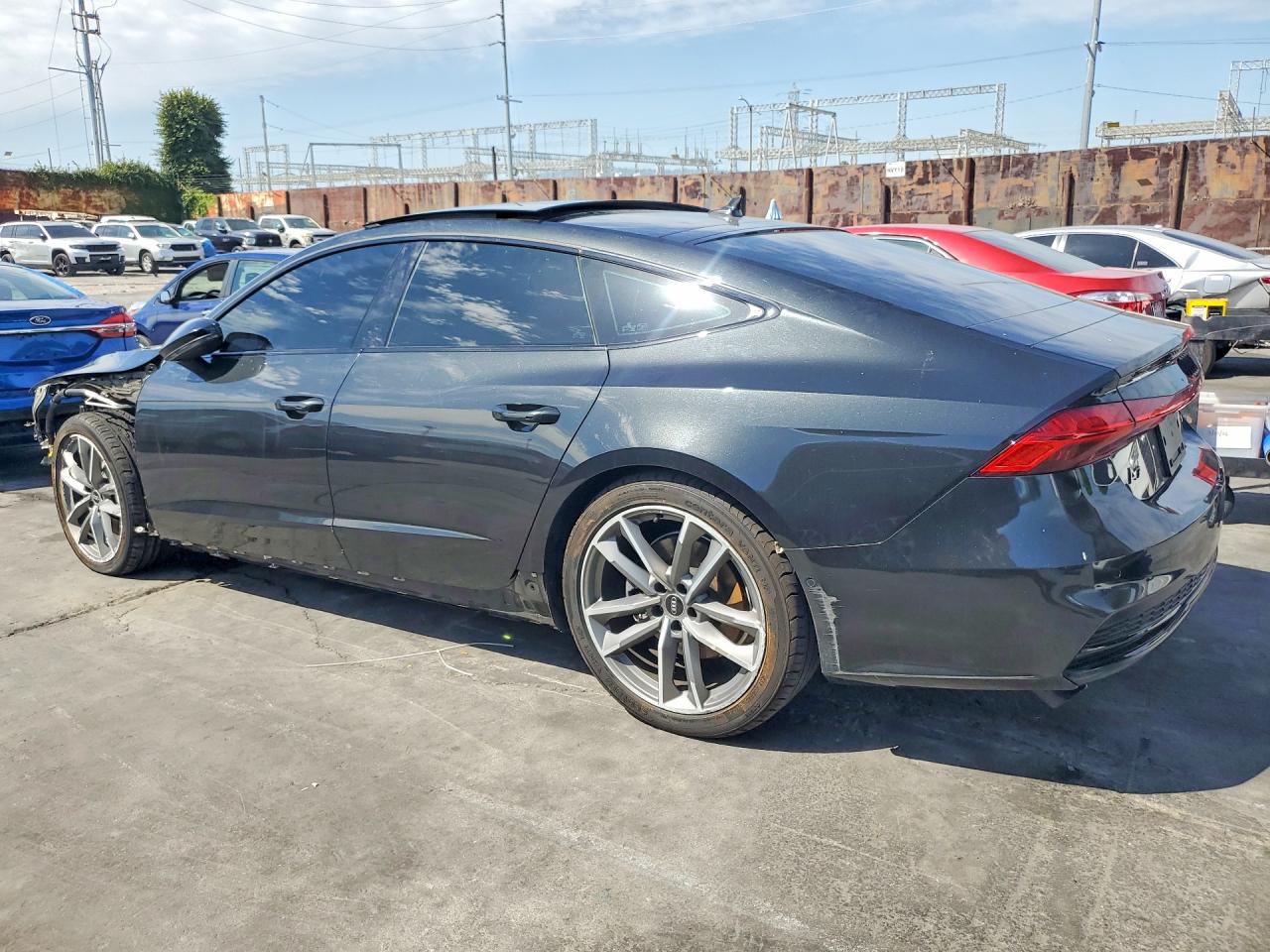 2021 Audi A7 VIN WAUU2AF25MN045449 photo 2