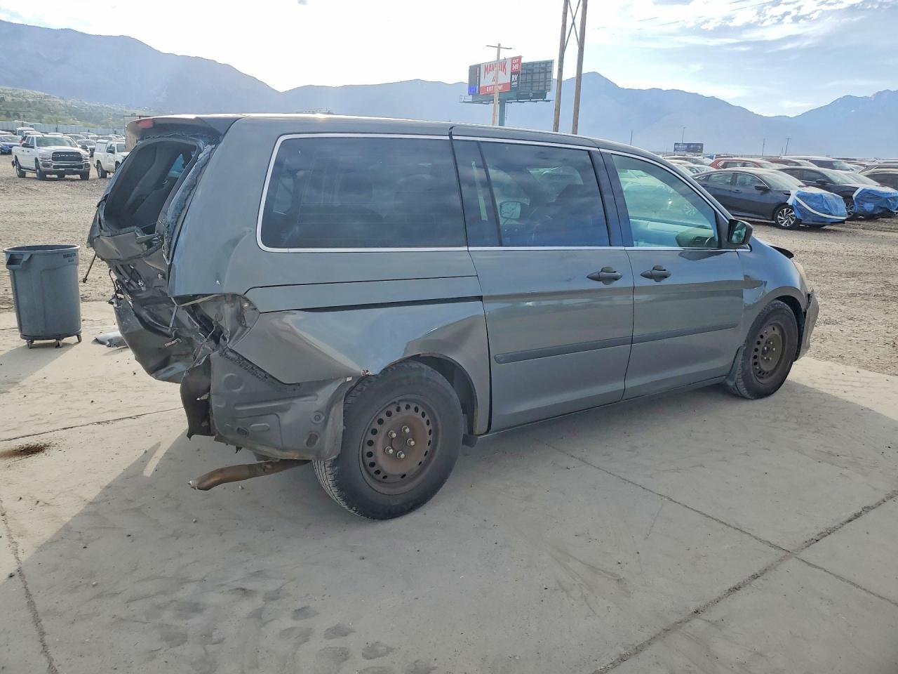 2008 HONDA Odyssey VIN 5FNRL38158B504912 photo 3