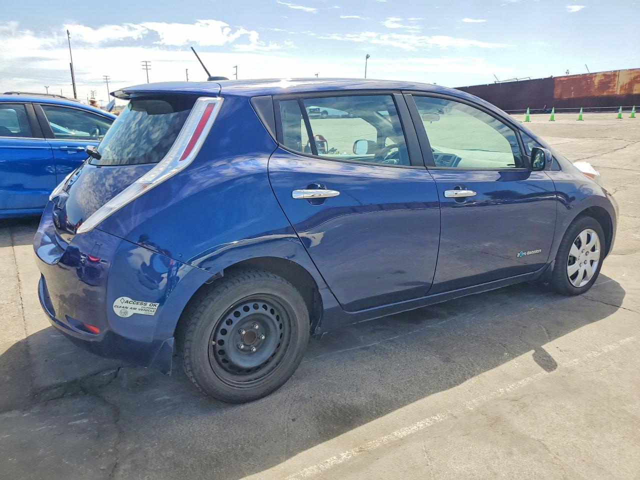 2017 Nissan Leaf VIN 1N4BZ0CP6HC303792 photo 3