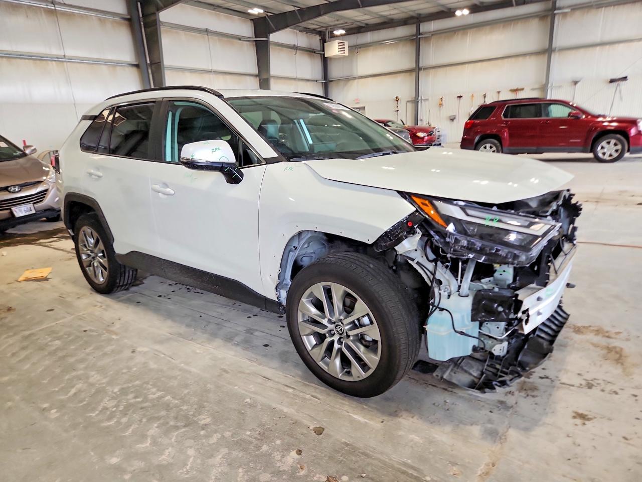 2024 Toyota Rav4 VIN 2T3A1RFV4RW480903 photo 4