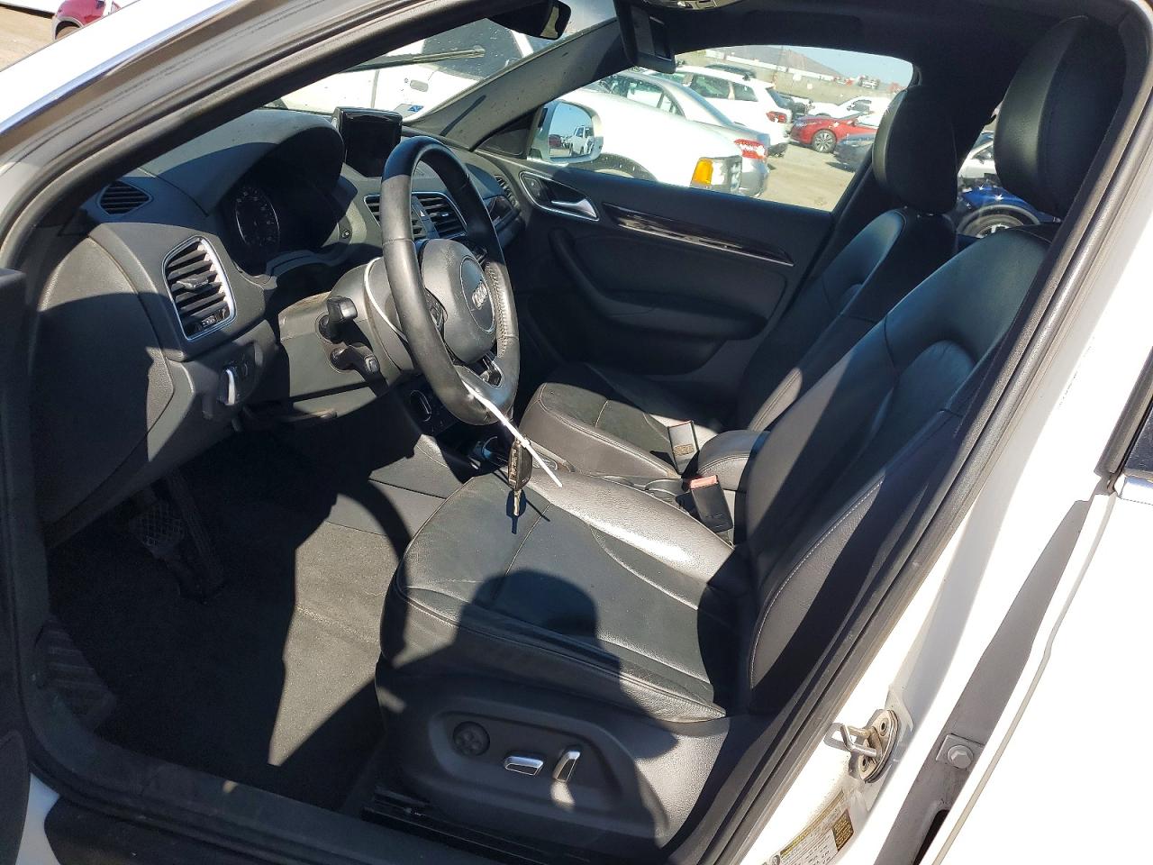 2016 Audi Q3 VIN WA1BFCFSXGR011394 photo 7