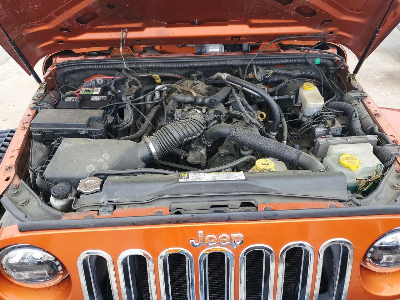 2011 Wrangler / VIN 1J4BA3H16BL520395 photo 12