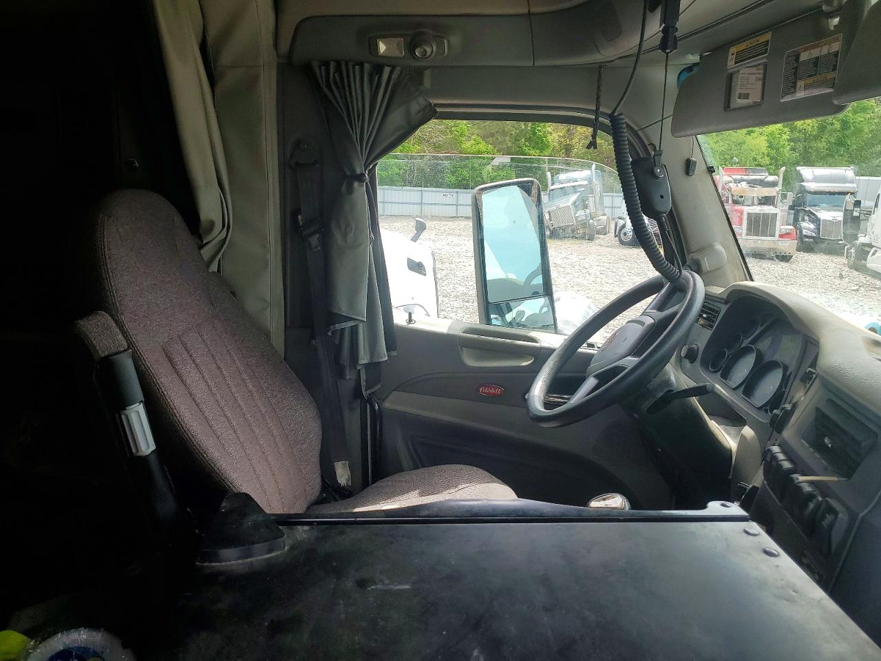 2018 PETERBILT All models VIN 1XPBDP9X7JD369484 photo 6