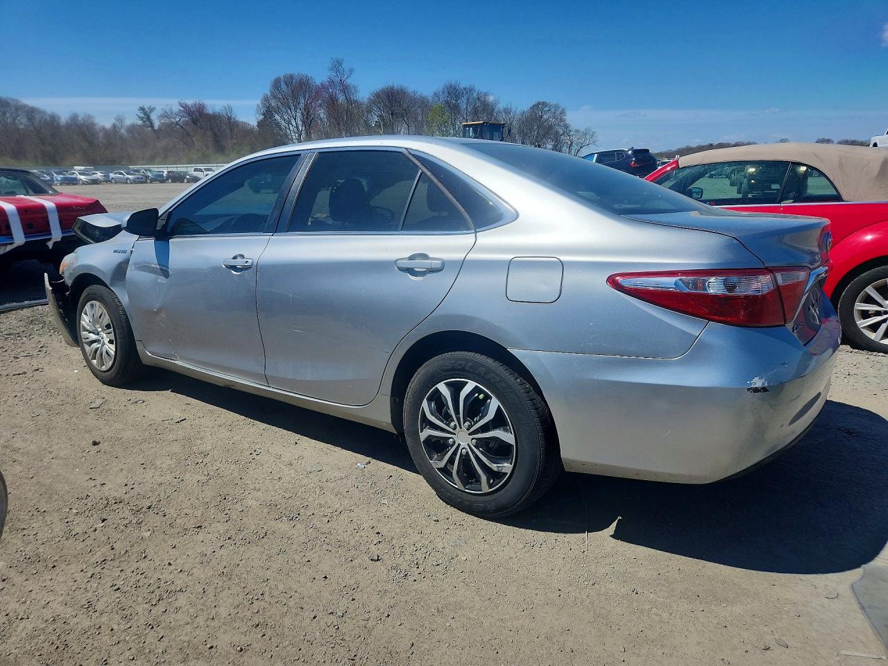 2015 Toyota Camry sola VIN 4T1BD1FK3FU166361 photo 2