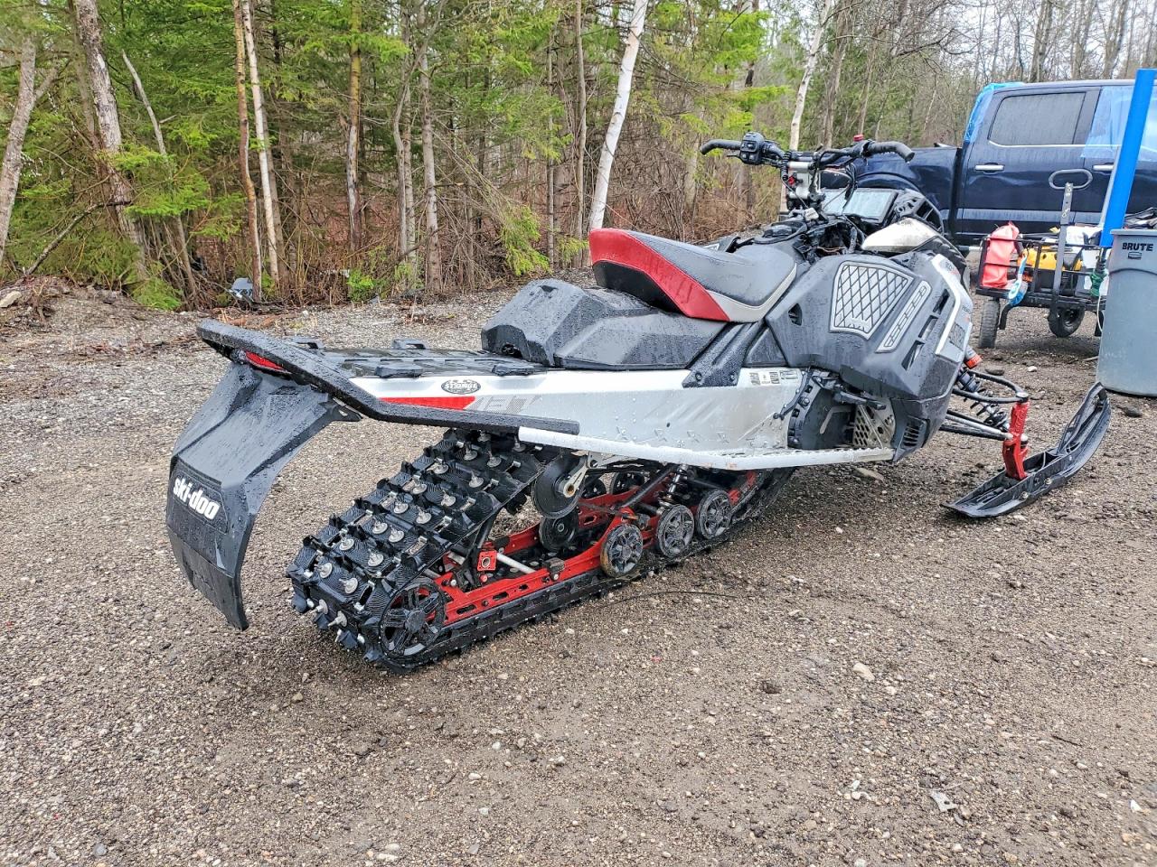2024 SKI Renegade VIN 2BPSDBRH2RV000027 photo 4