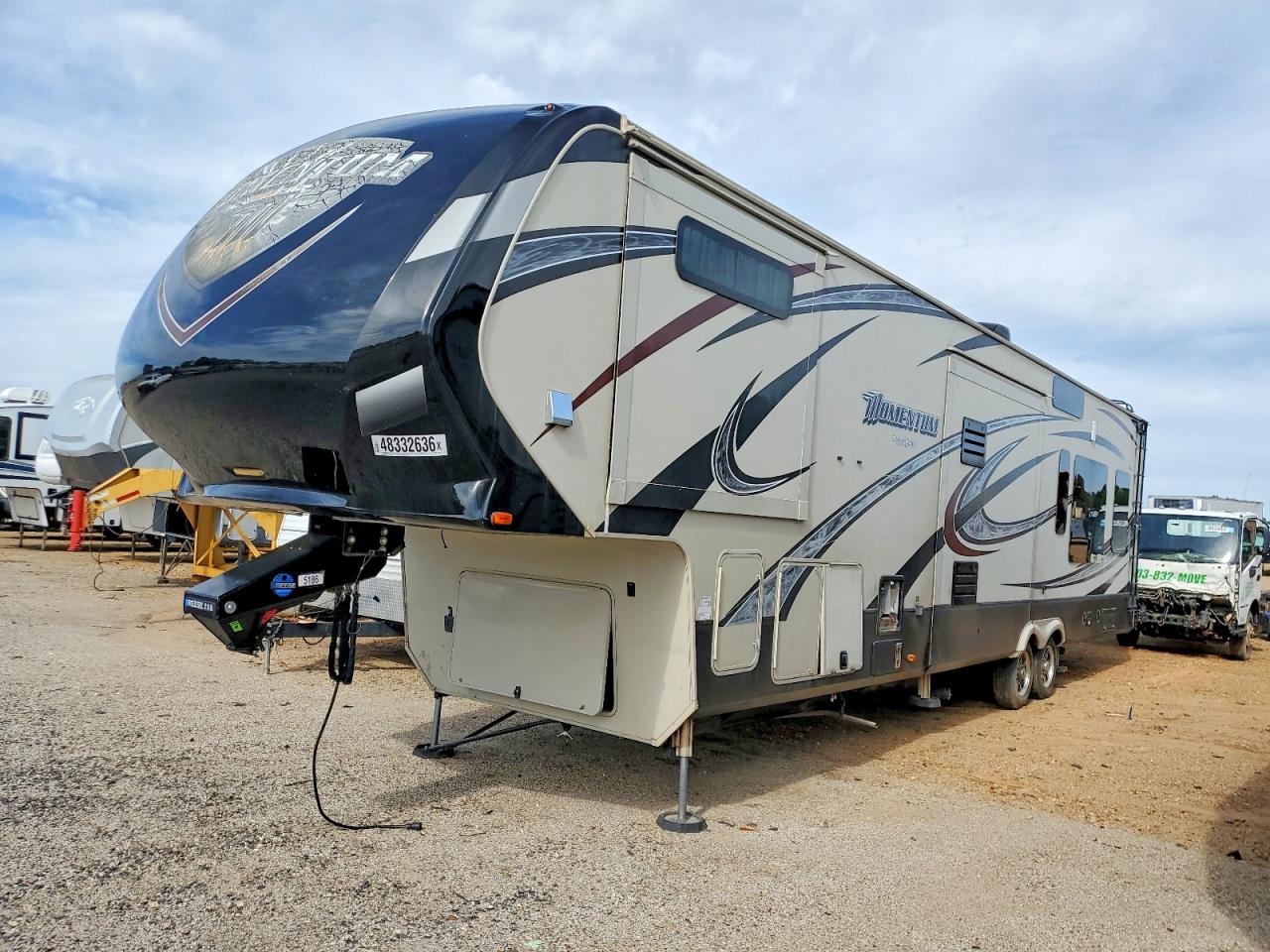 2014 GRAND Momentum VIN 573FM4327E1101310 photo 2