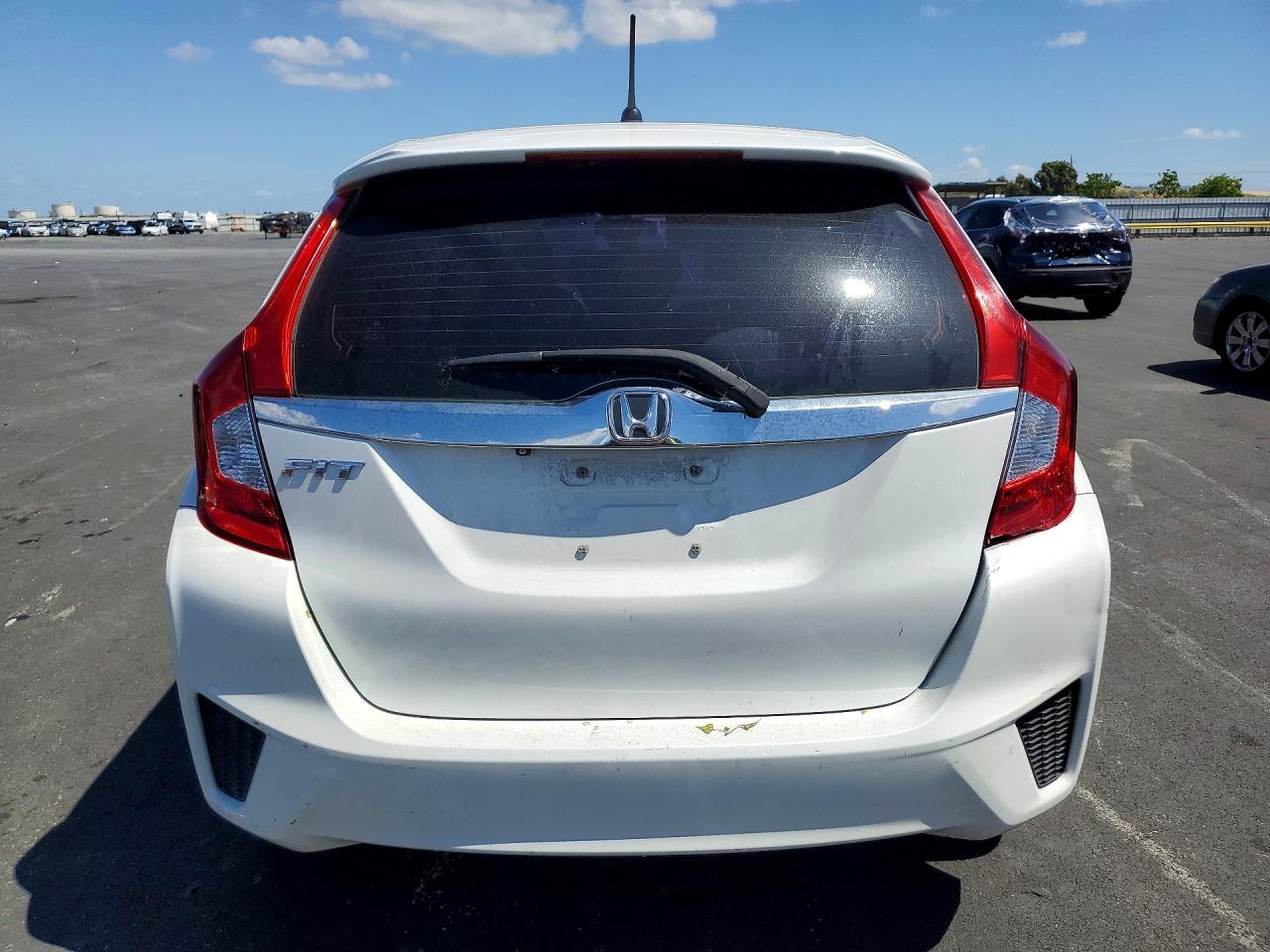 2017 Honda Fit VIN JHMGK5H72HS015914 photo 6