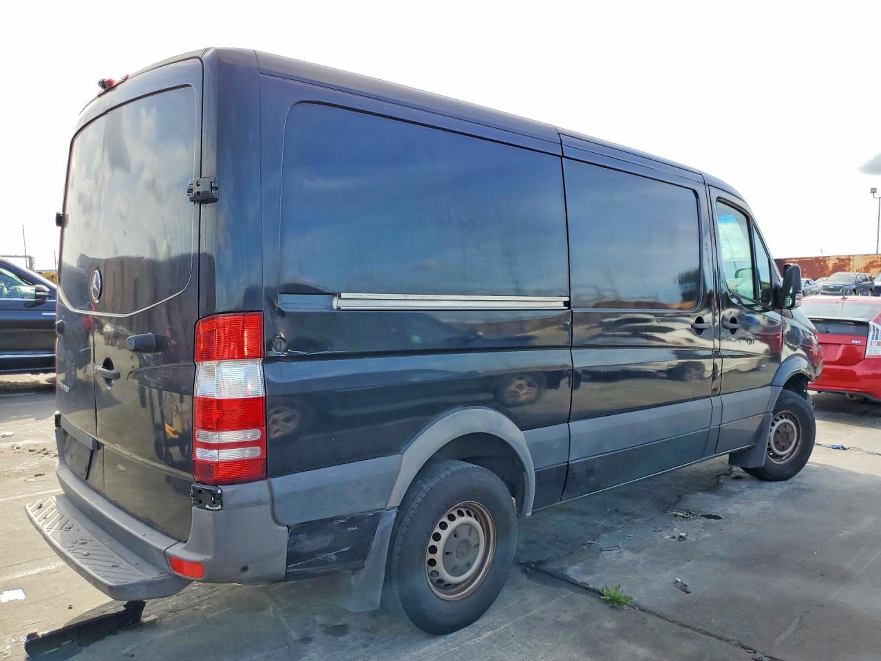 2016 Mercedes-Benz Sprinter VIN WD3PE7DD1GP281632 photo 3