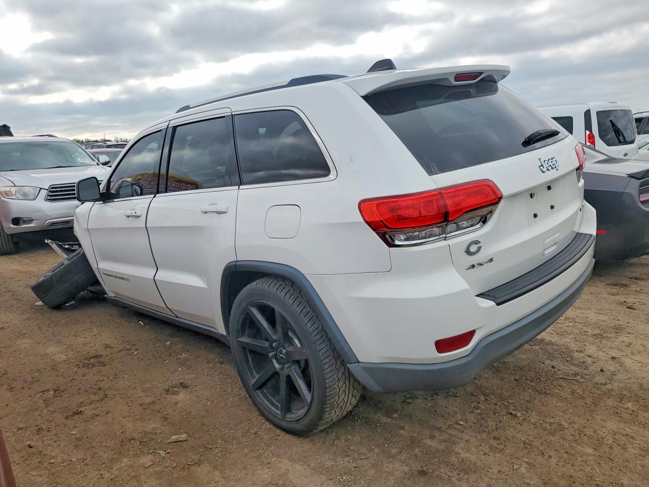 2014 Jeep Grand cher VIN 1C4RJFAG6EC407748 photo 2