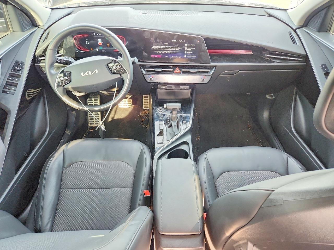 2023 Kia Niro VIN KNDCR3LE9P5033734 photo 8