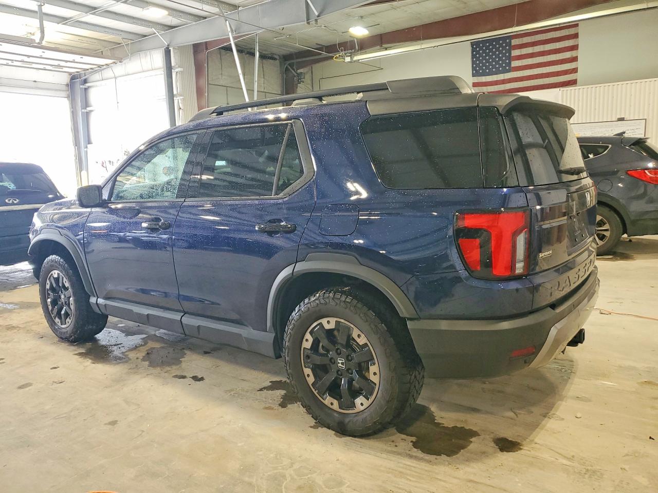 2026 Honda Passport VIN 5FNYF9H83TB030809 photo 2