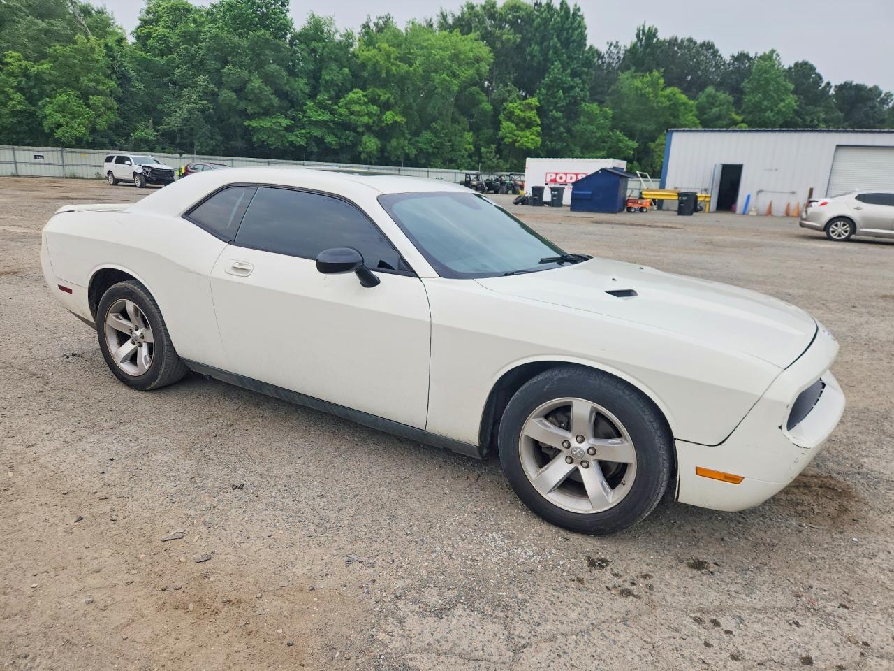 2009 Dodge Challenger VIN 2B3LJ44V49H504309 photo 4