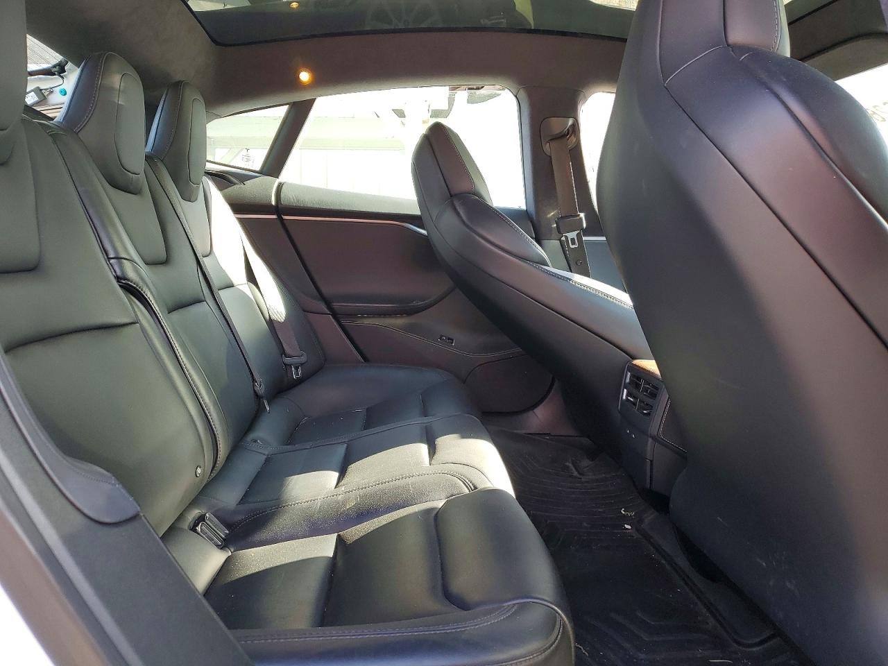2019 Tesla Model s VIN 5YJSA1E27KF302959 photo 10