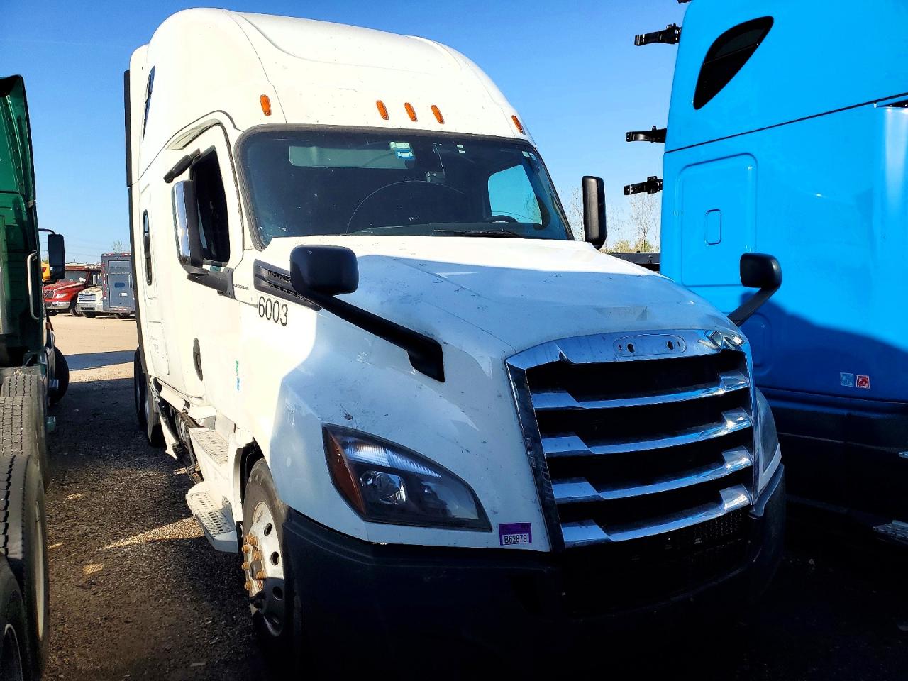 2020 FREIGHTLINER All other VIN 1FUJHHDR1LLLT2089 photo 1