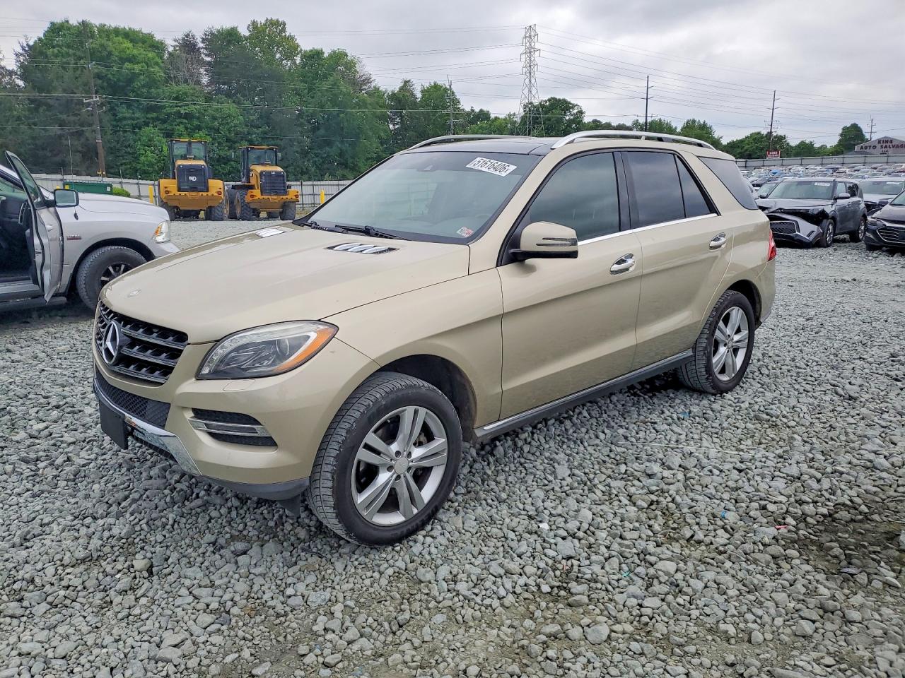 2013 Mercedes-Benz M-class VIN 4JGDA2EB4DA200430 photo 1