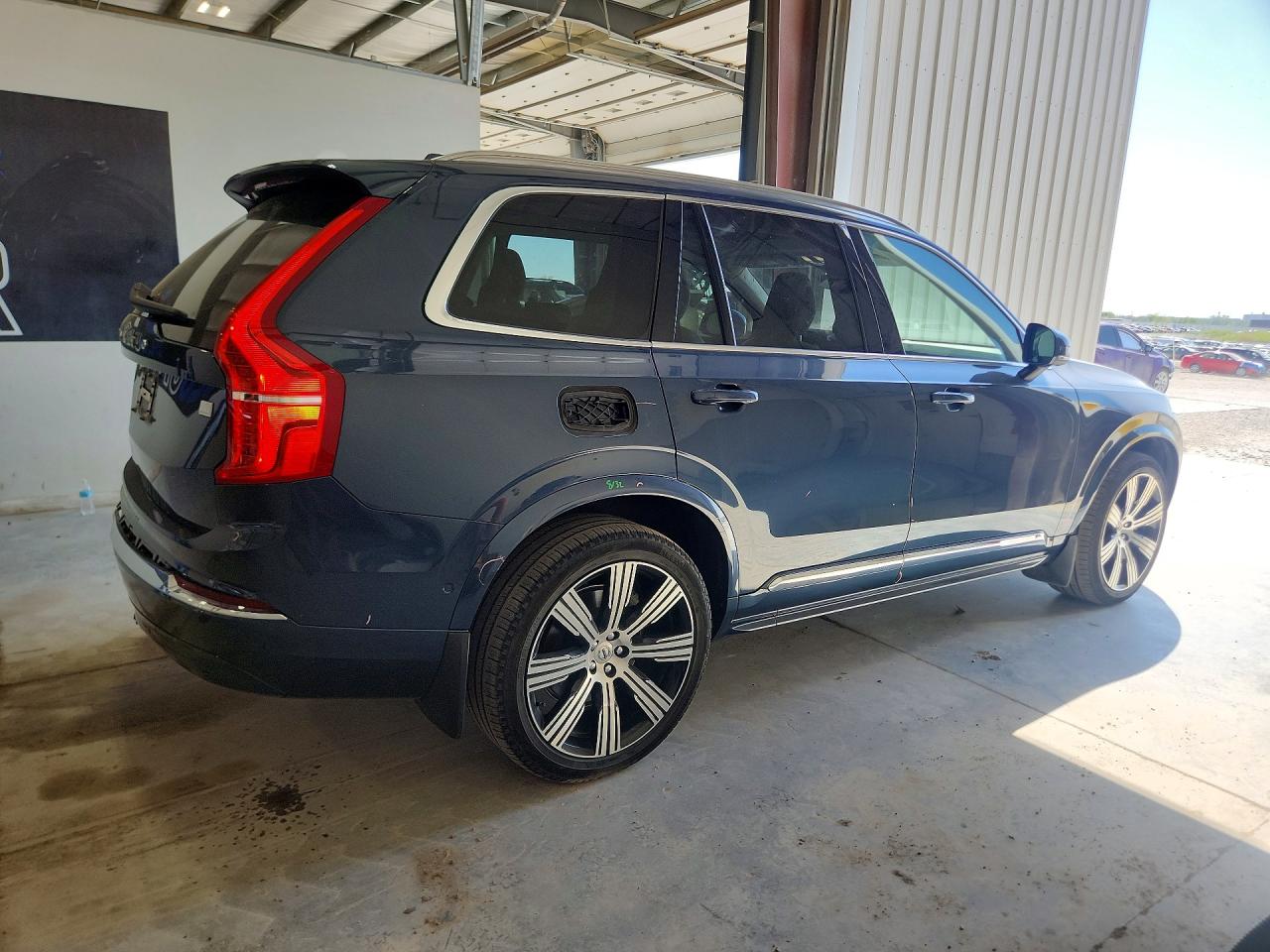 2024 VOLVO Xc90 VIN YV4H60CE5R1218318 photo 3
