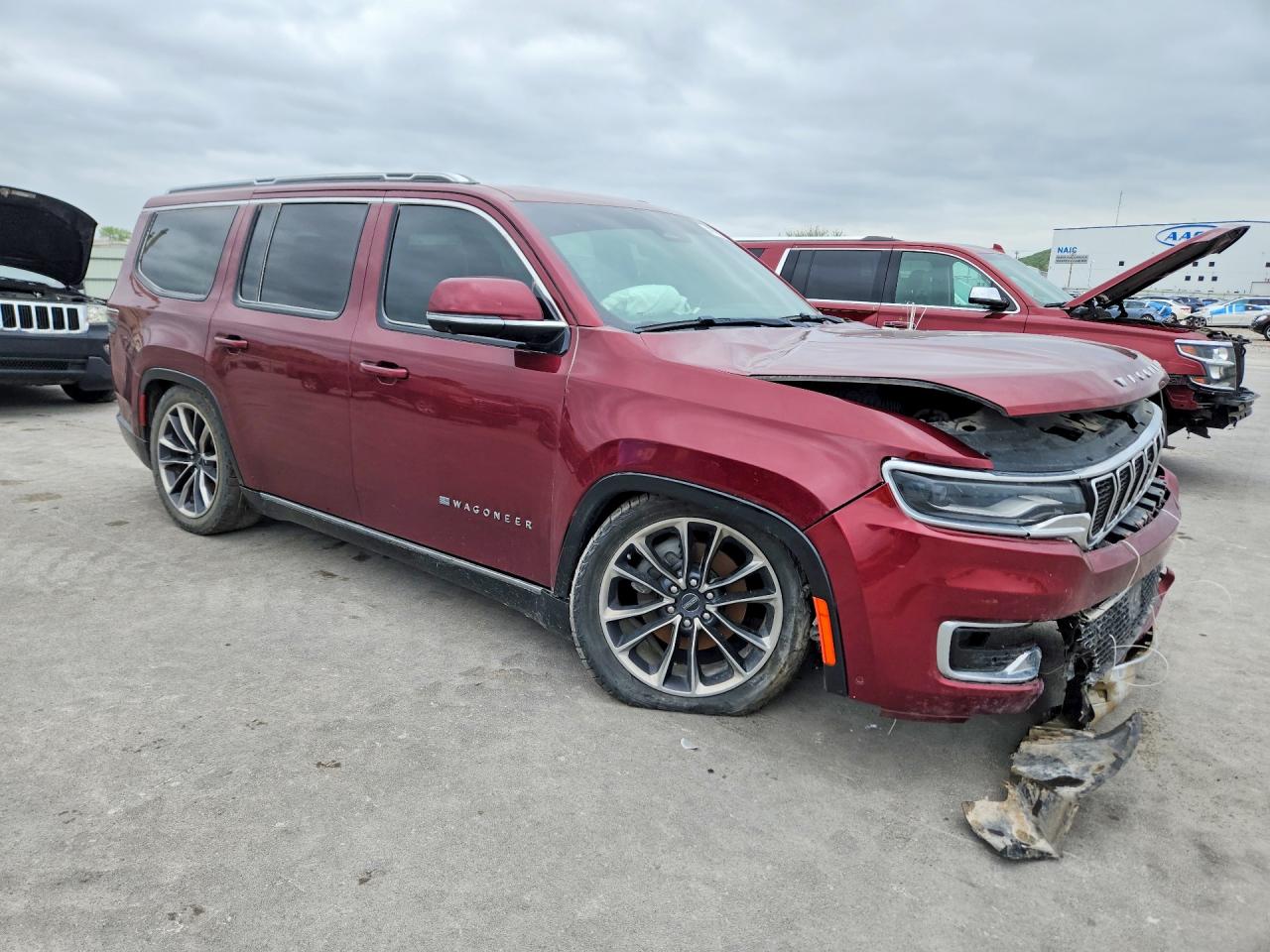 2022 Jeep Wagoneer VIN 1C4SJVDT3NS214872 photo 4