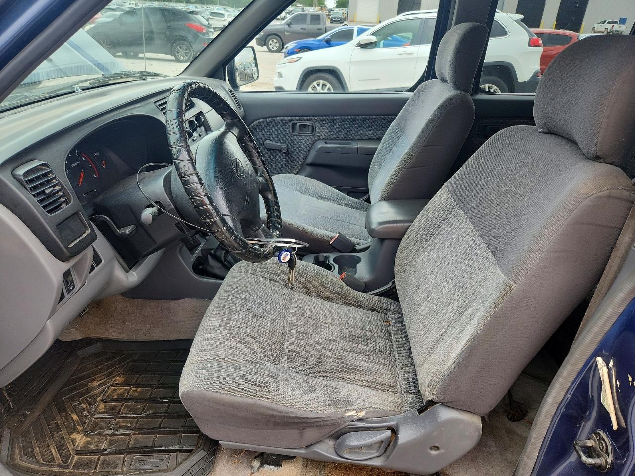 2000 NISSAN Frontier VIN 1N6ED27Y0YC419264 photo 7