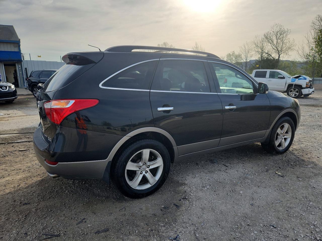 2010 HYUNDAI Veracruz VIN KM8NU4CC2AU135297 photo 3