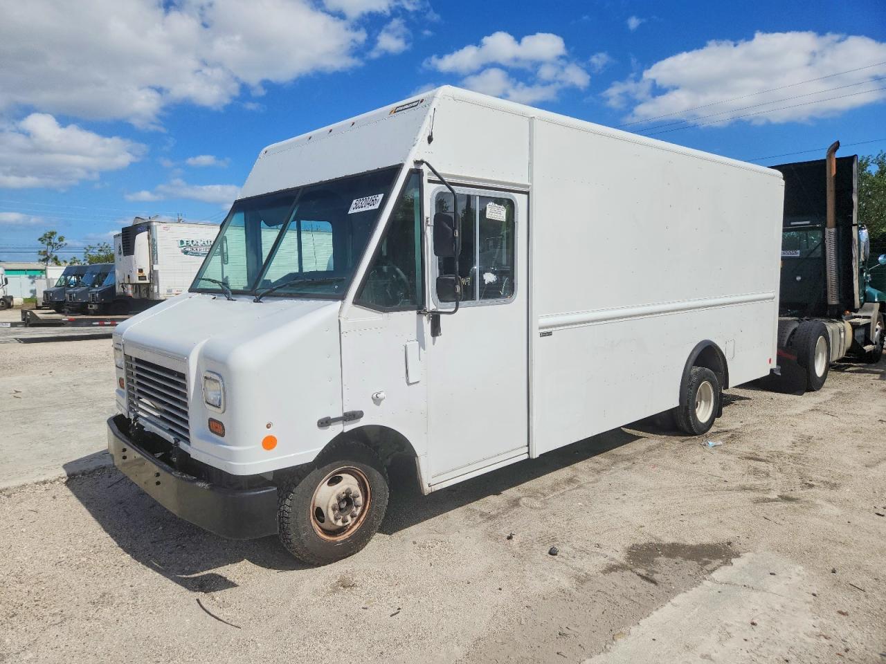 2023 Ford Econoline VIN 1FC4E4KN6PDD06917 photo 2