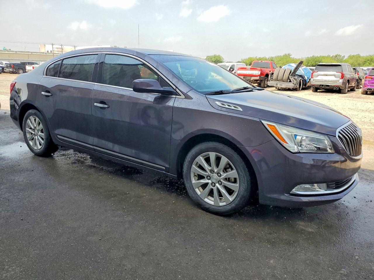 2015 Buick Lacrosse VIN 1G4GA5GRXFF316181 photo 4
