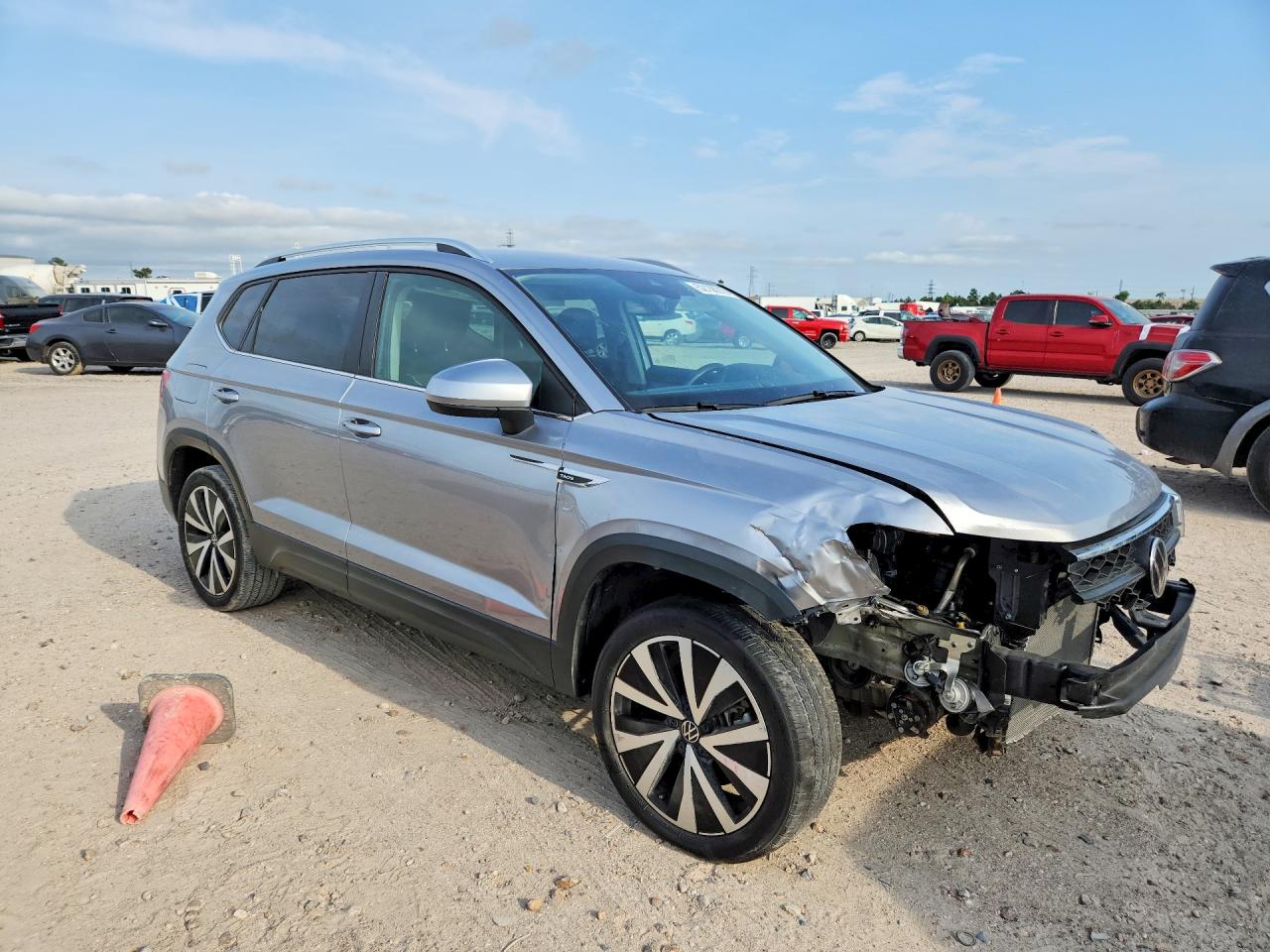 2024 VOLKSWAGEN All other VIN 3VVSX7B26RM028814 photo 4