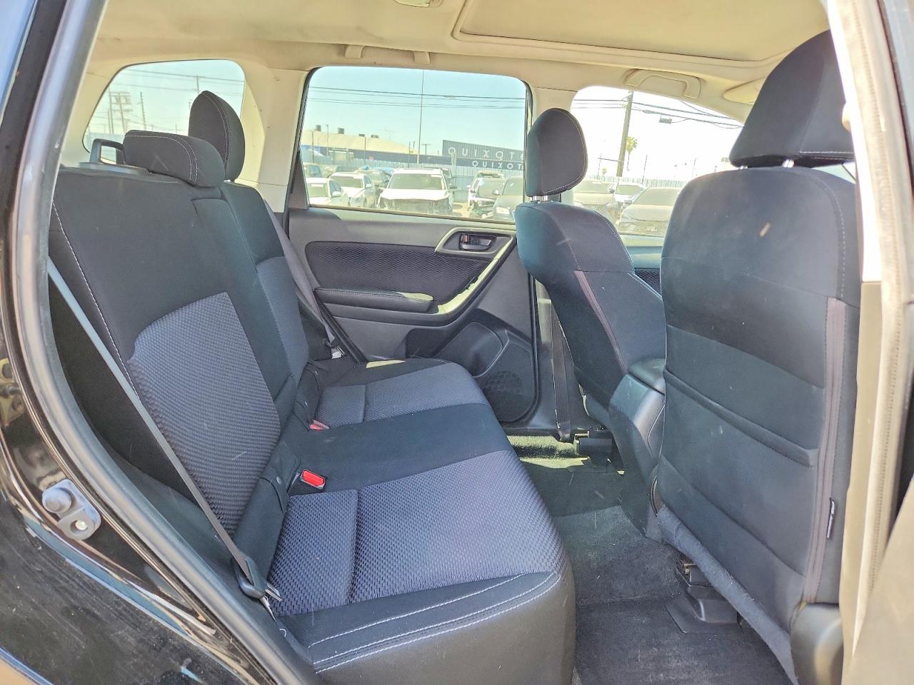 2018 Subaru Forester VIN JF2SJAECXJH471737 photo 11