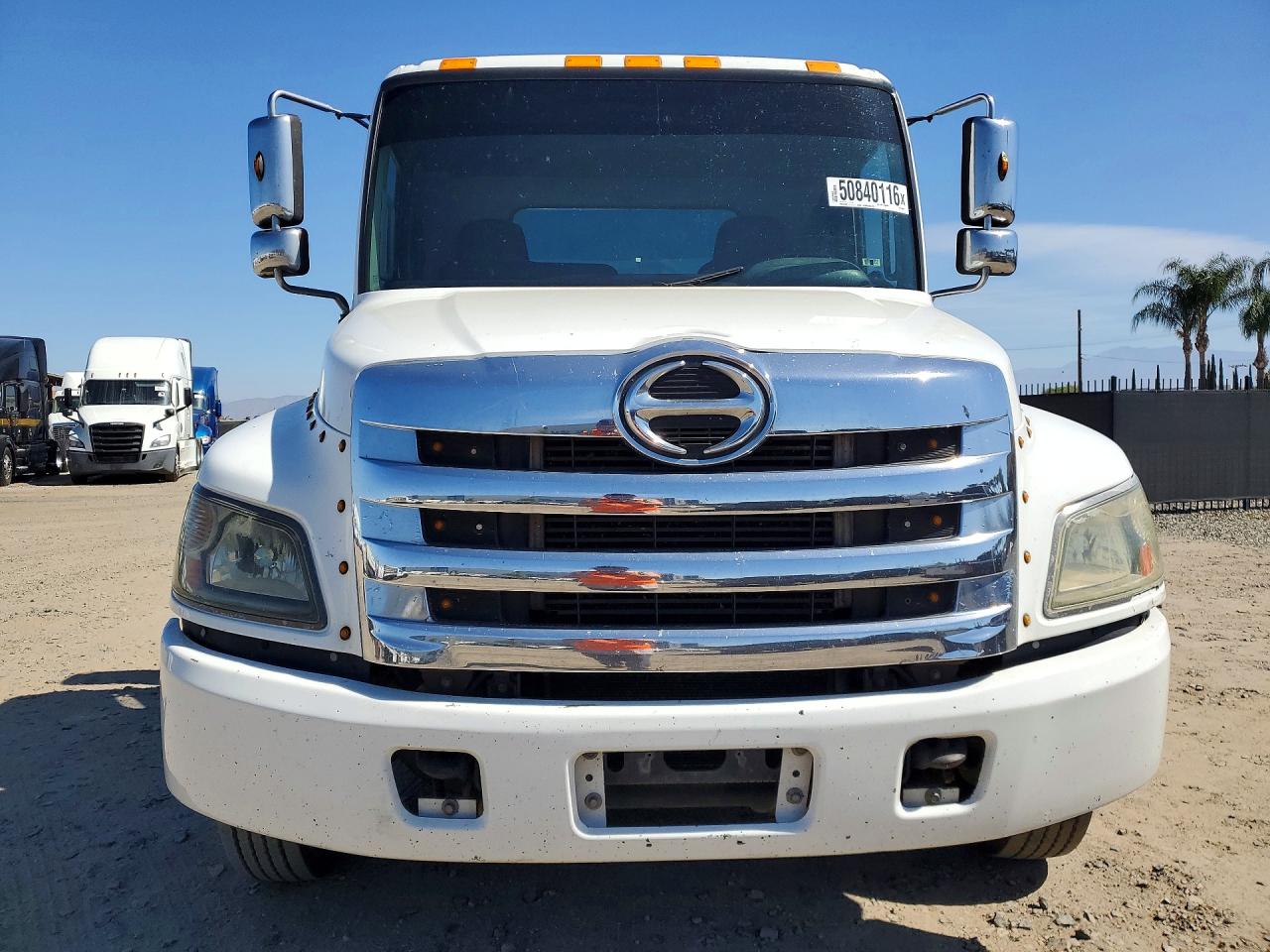 2011 HINO All other VIN 5PVNJ8JN0B4S50605 photo 5