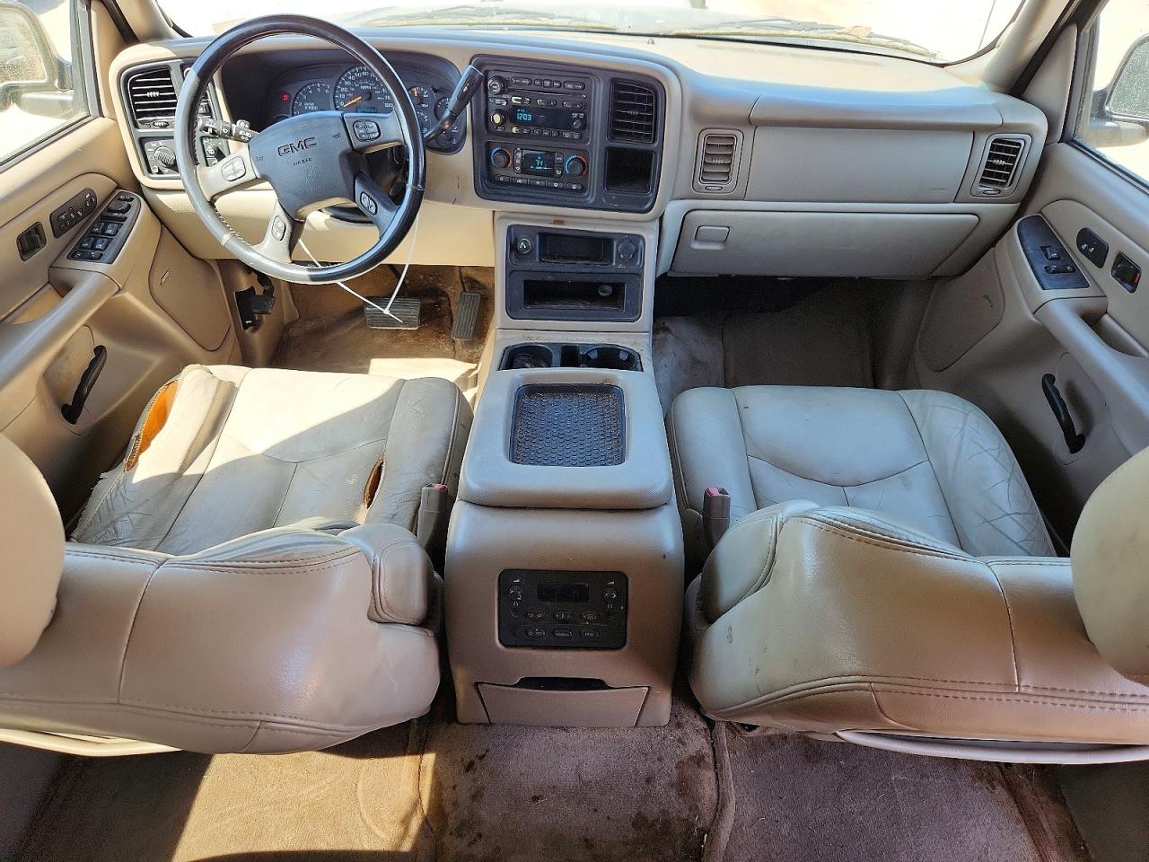 2005 GMC Yukon VIN 1GKEK13T55J161994 photo 8