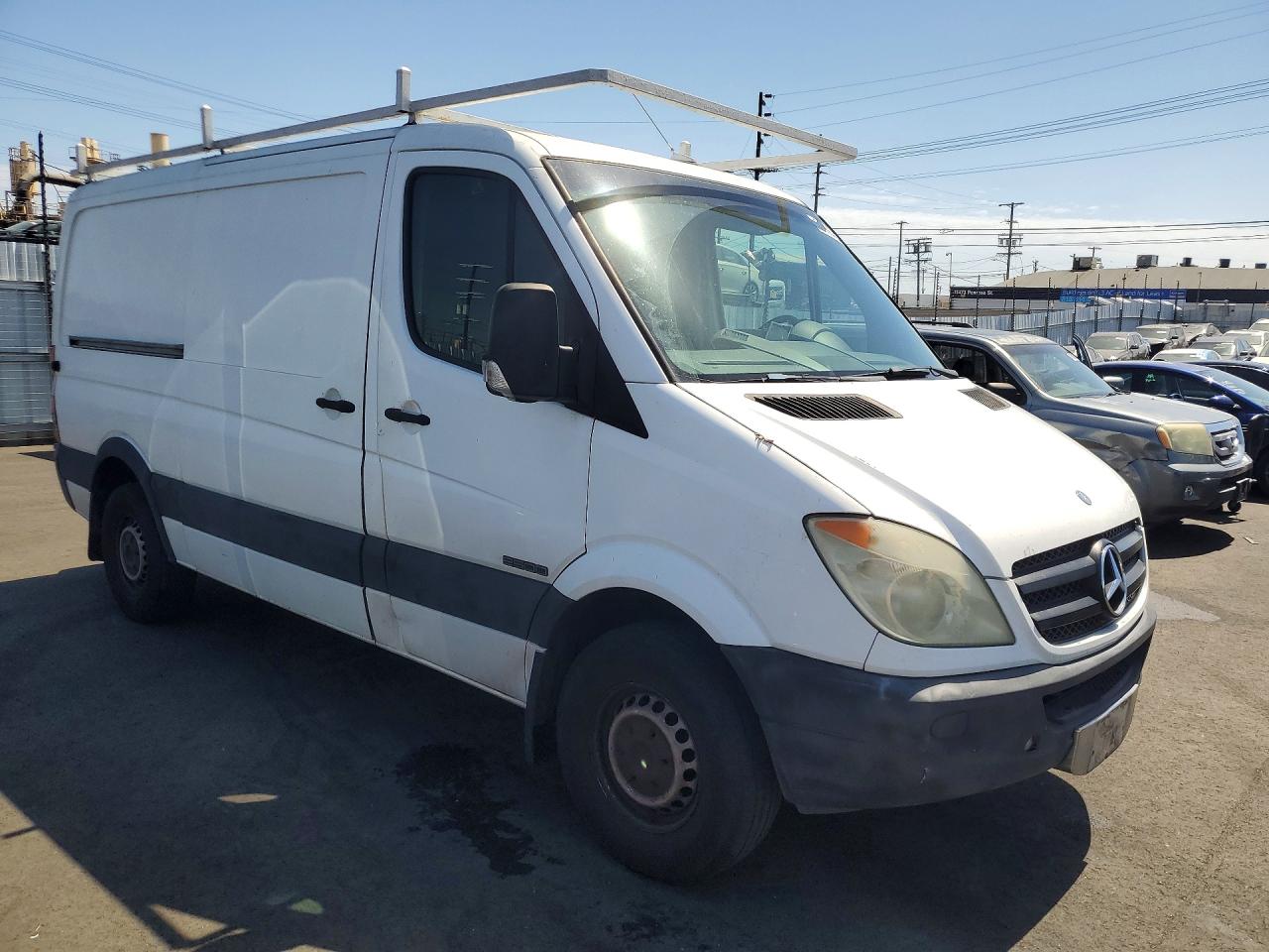 2011 Mercedes-Benz Sprinter VIN WD3PE7CC3B5595344 photo 4
