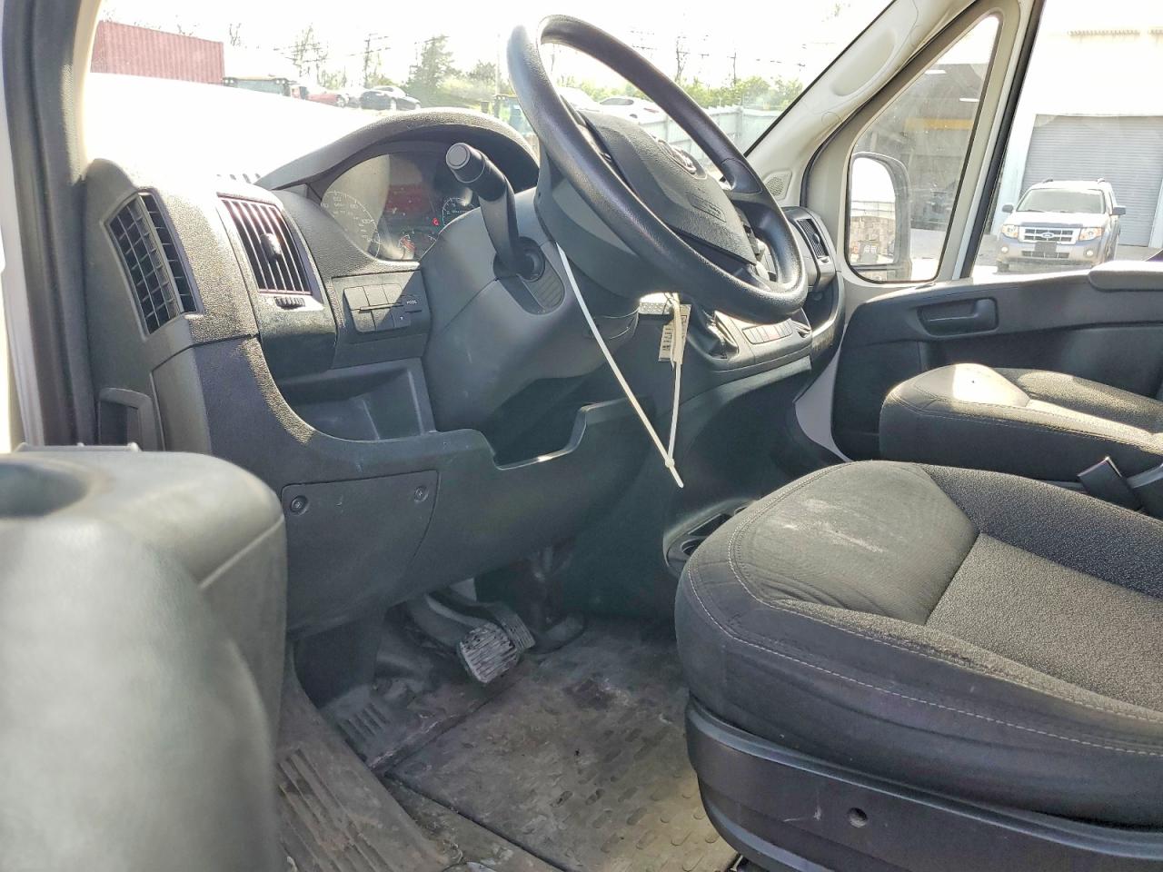 2019 Ram Promaster VIN 3C6TRVBGXKE549992 photo 8