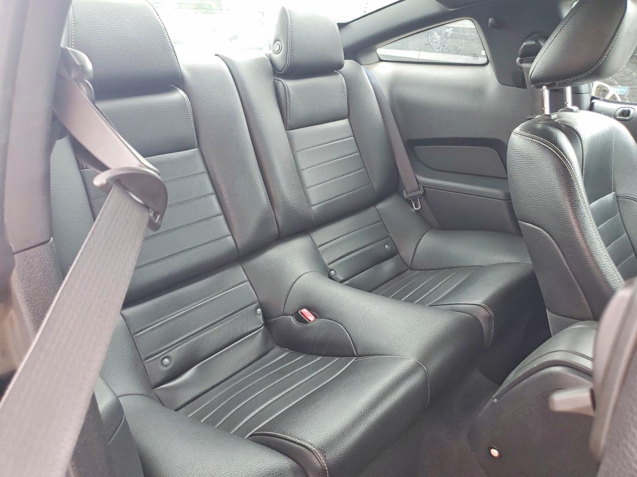 2011 Ford Mustang VIN 1ZVBP8AM3B5105929 photo 10
