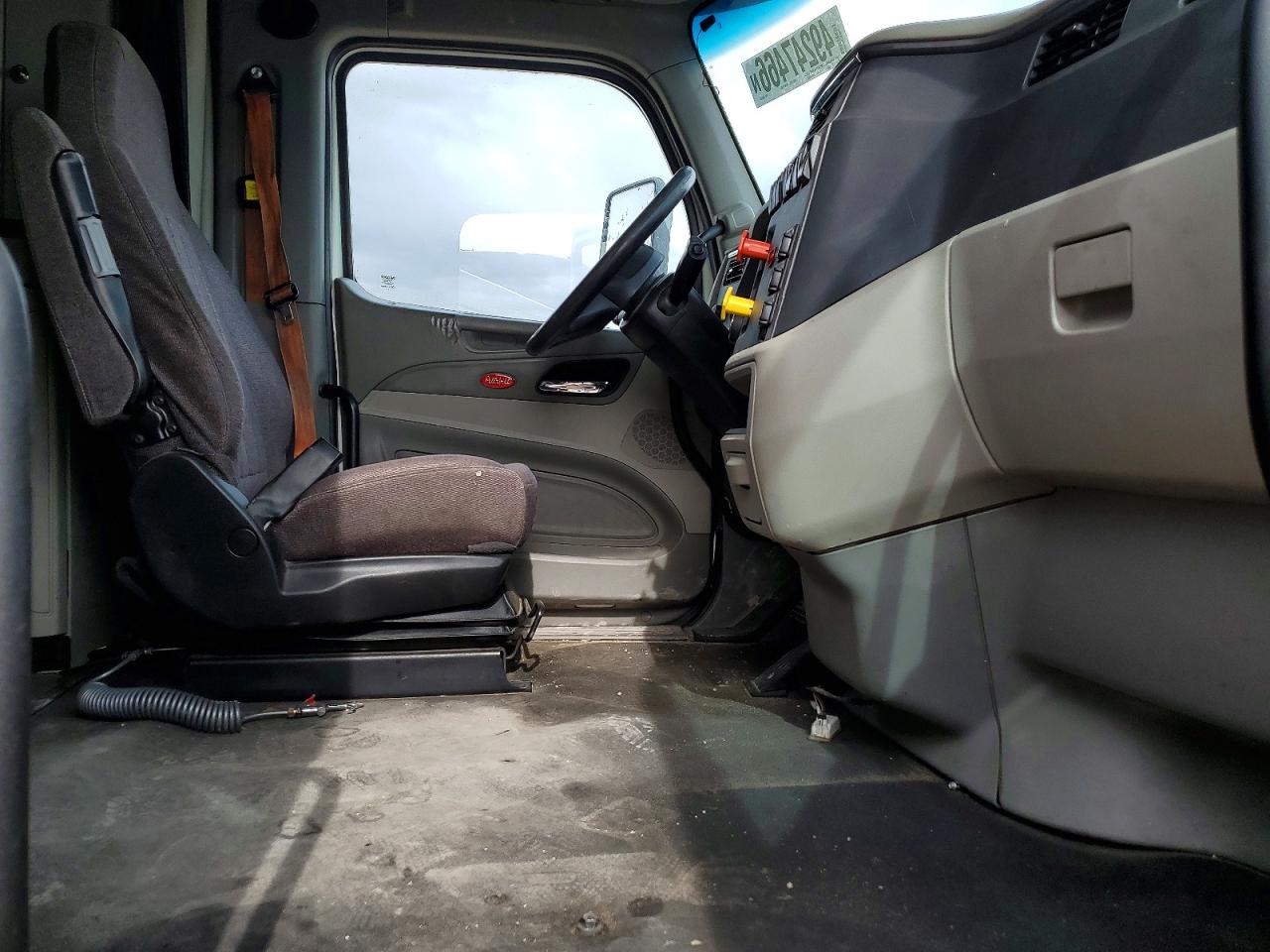 2019 PETERBILT All other VIN 1XPBD49X8KD603552 photo 5