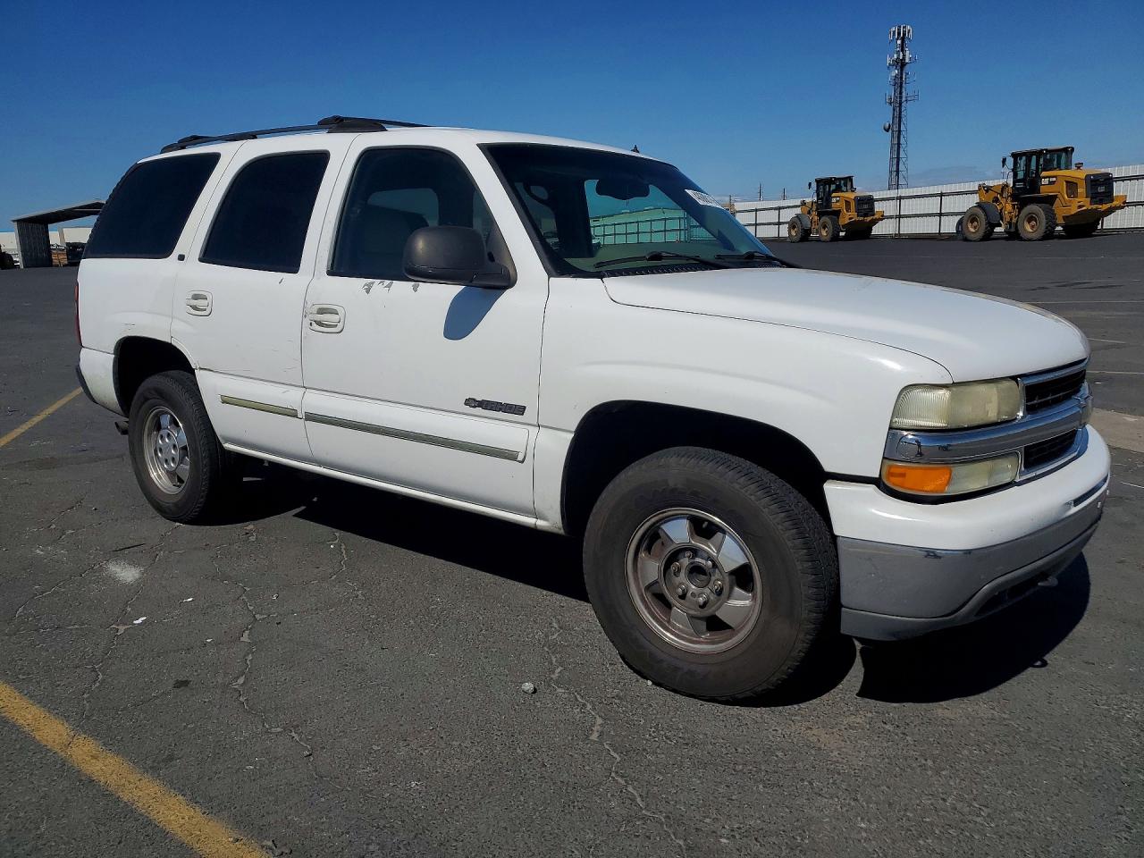 2002 Chevrolet Tahoe VIN 1GNEC13Z42R141737 photo 4