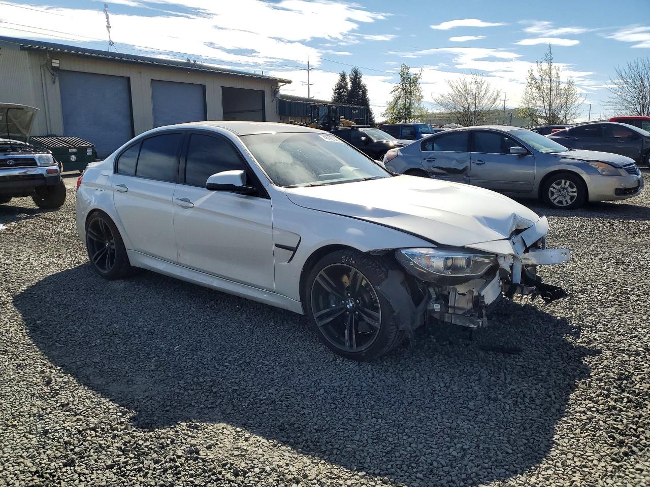2015 BMW M3 VIN WBS3C9C59FP803382 photo 4