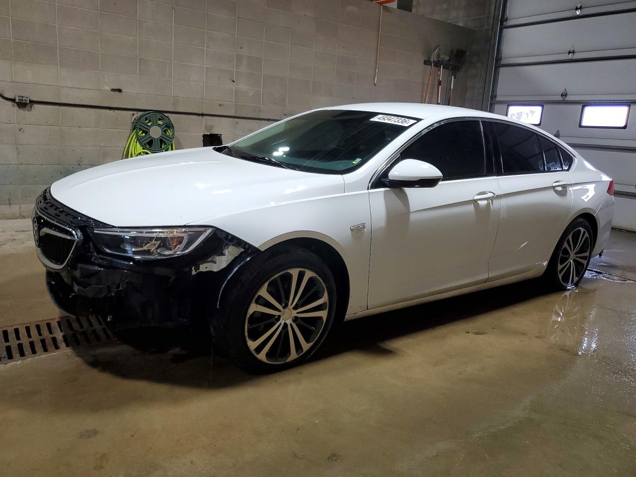 2019 Buick Regal VIN W04GL6SX2K1009356 photo 1