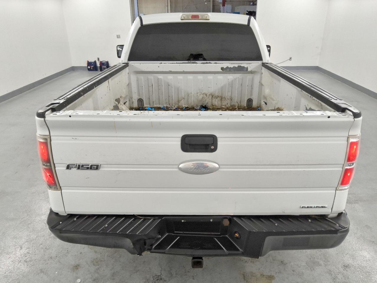 2011 Ford F150 VIN 1FTMF1CM1BKD44609 photo 10