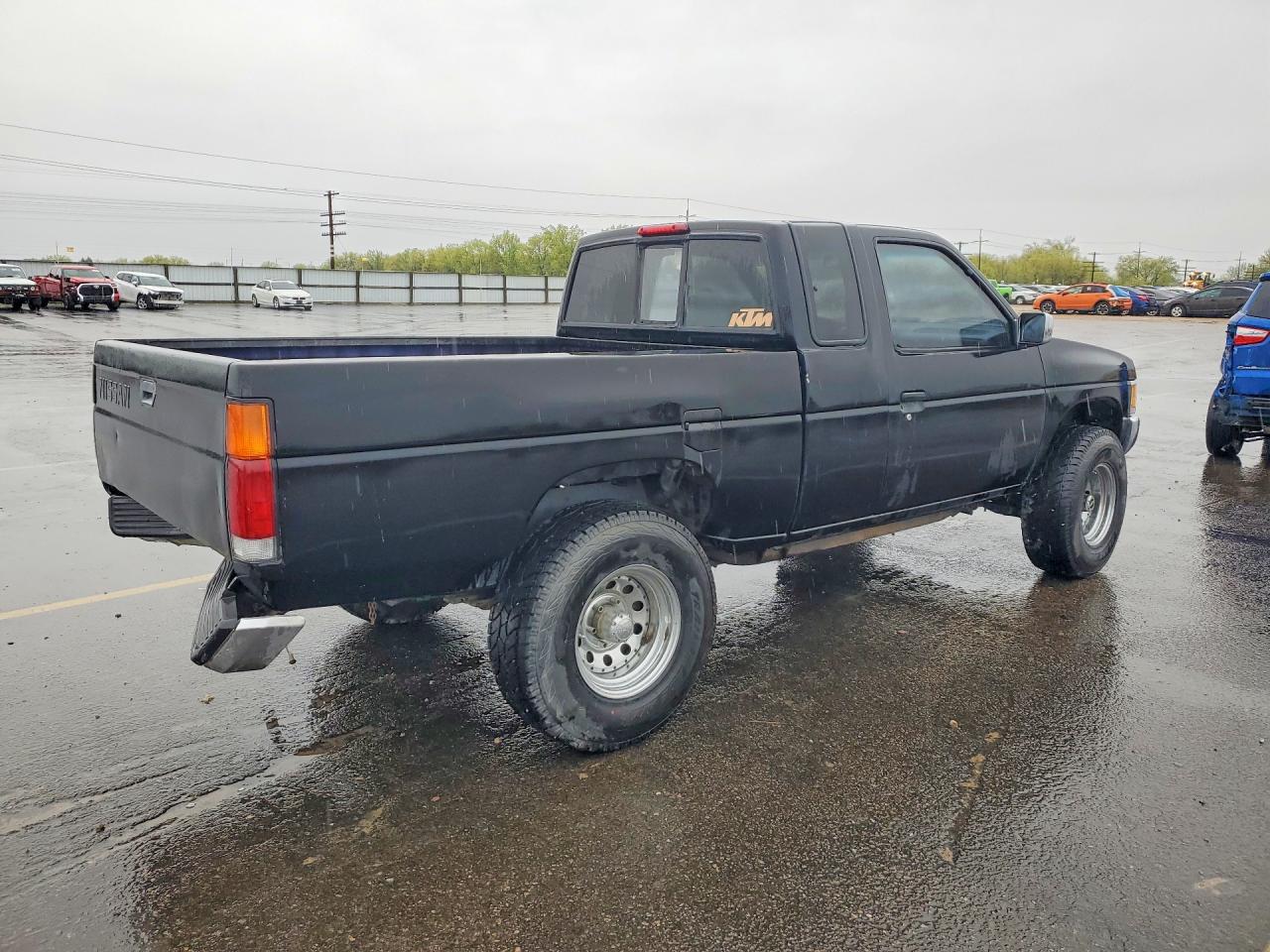 1995 Nissan Truck xe v VIN 1N6HD16Y3SC449732 photo 3