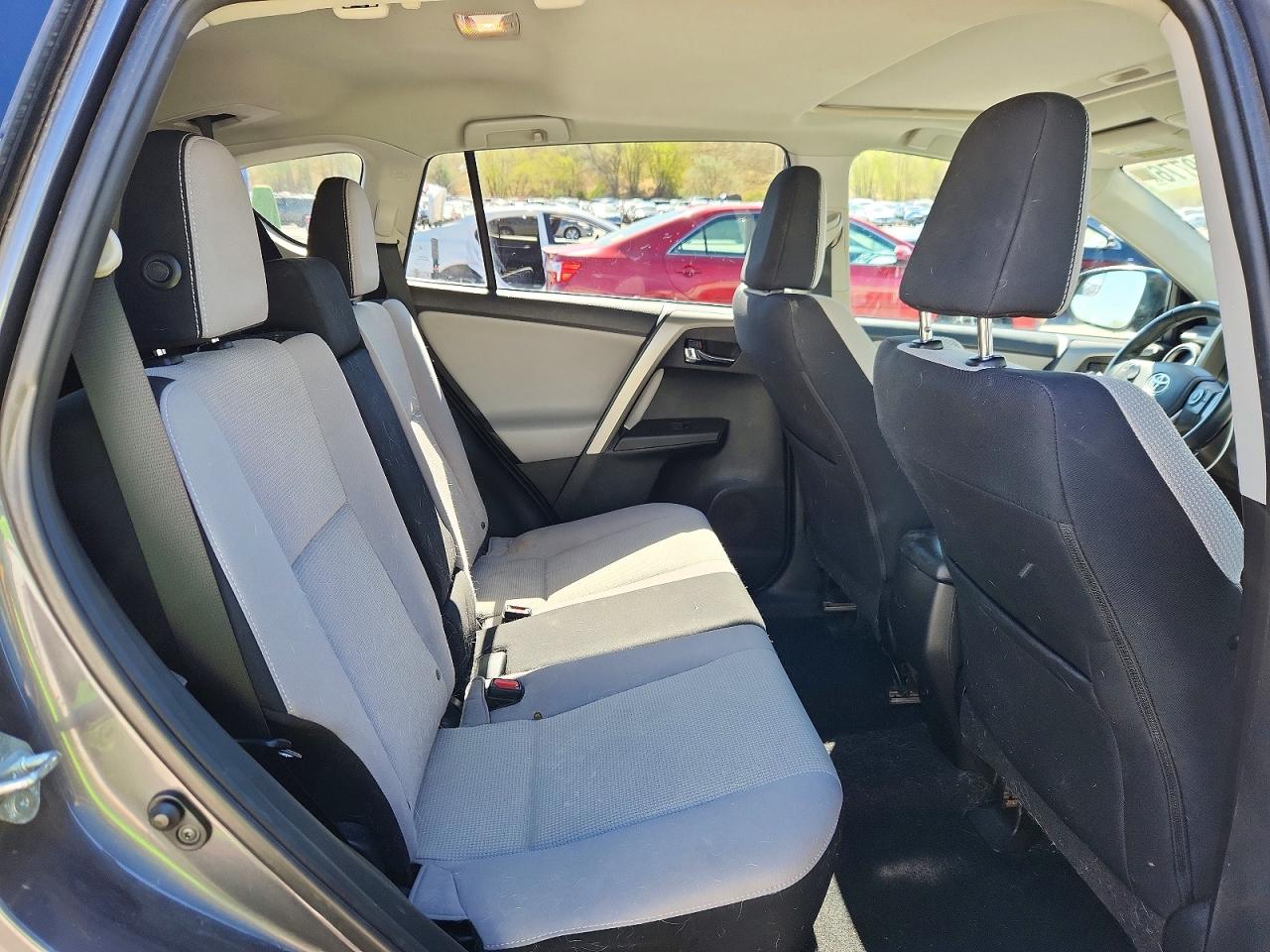2016 Toyota Rav4 VIN 2T3WFREV0GW293406 photo 11