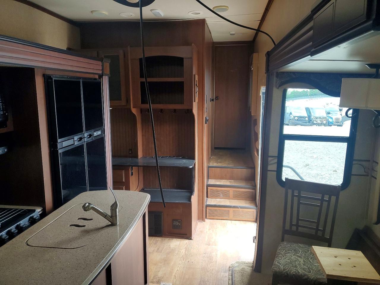 2015 JAYCO All models VIN 1UJCJ0BS8F1WD0131 photo 5