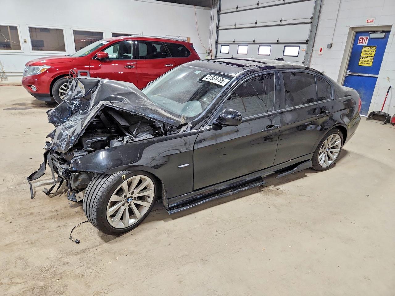 2011 BMW 328 i sule VIN WBAPH5G59BNM81312 photo 1